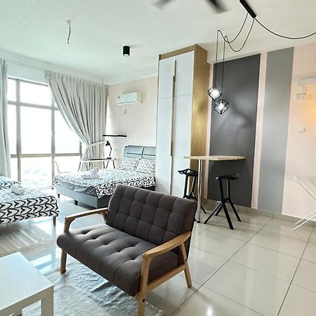 Palazio Serviced Apartment In Mount Austin Near Aeon Ikea Toppen Hsi Johor Bahru Exteriér fotografie