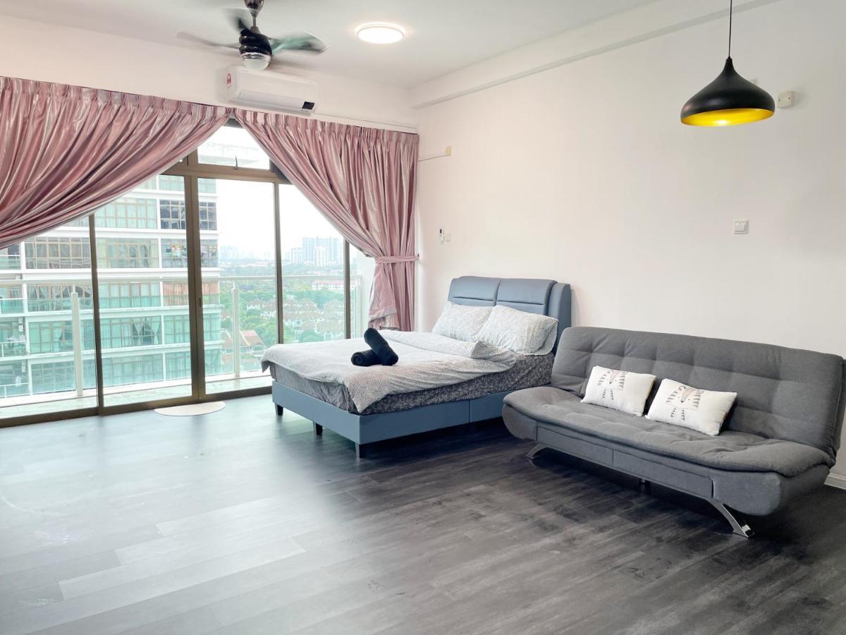 Palazio Serviced Apartment In Mount Austin Near Aeon Ikea Toppen Hsi Johor Bahru Exteriér fotografie