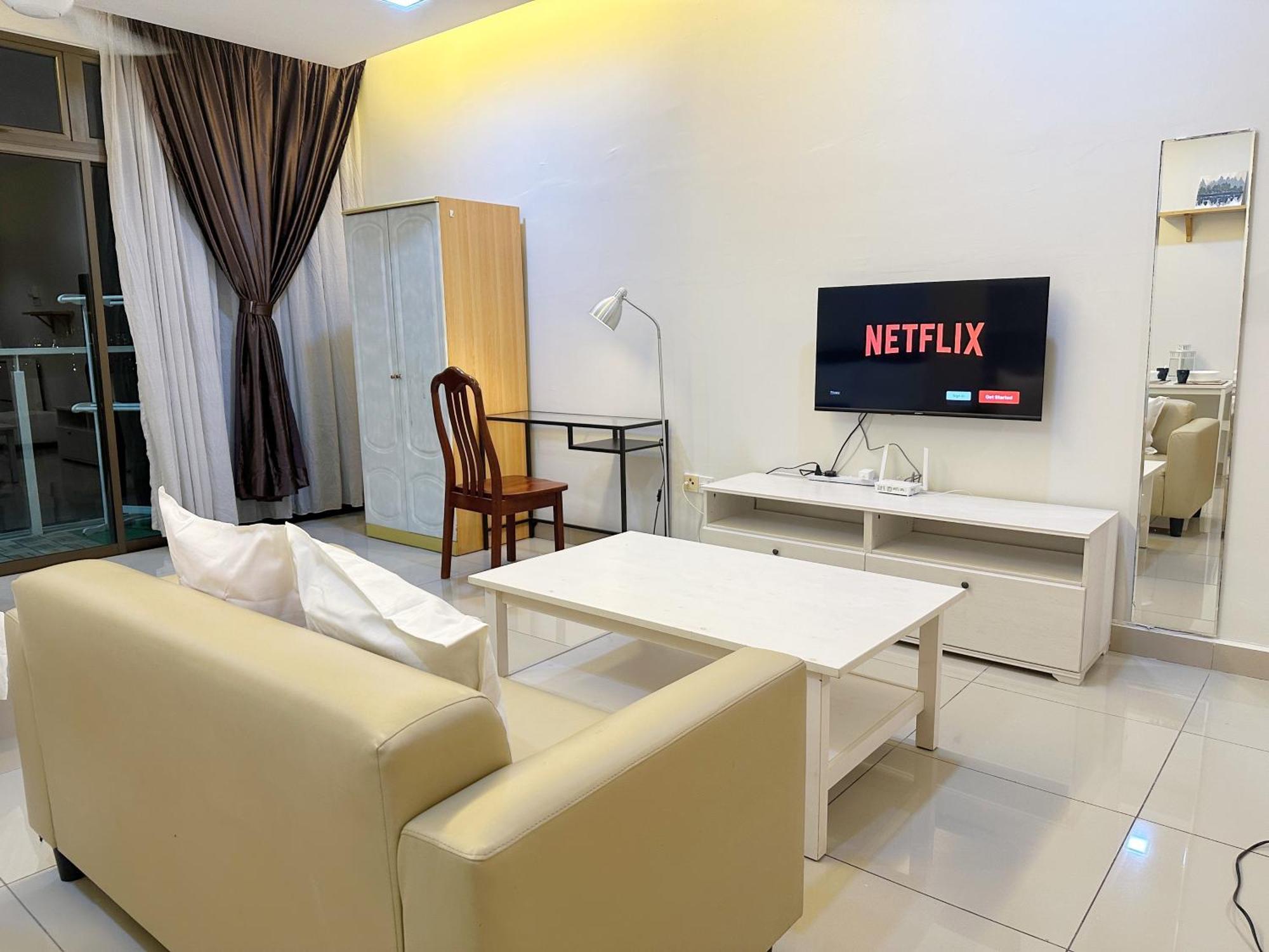 Palazio Serviced Apartment In Mount Austin Near Aeon Ikea Toppen Hsi Johor Bahru Exteriér fotografie